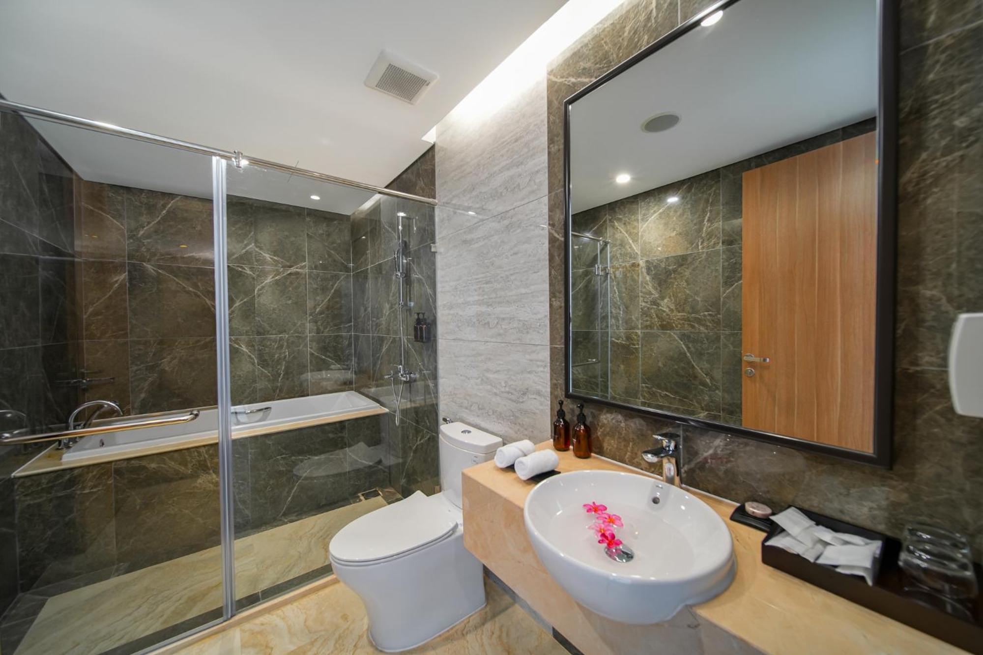 Hotel Wyndham Garden Grandworld Phu Quoc Exterior foto