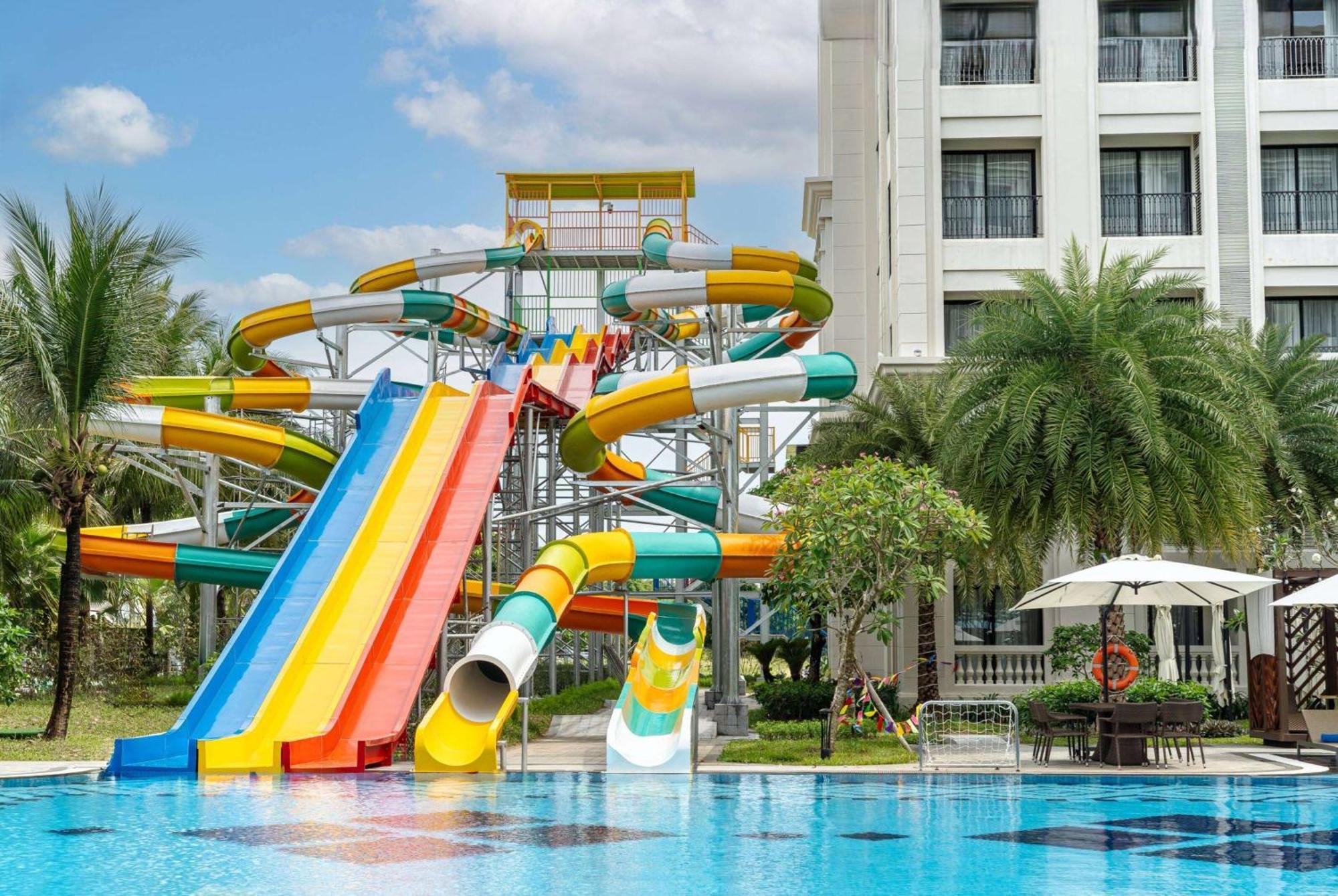 Hotel Wyndham Garden Grandworld Phu Quoc Exterior foto